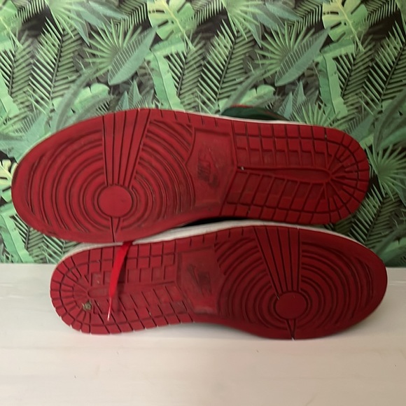 Jordan 1 “Gucci Green” retro size 10.5🟢🔴⚫️ - Picture 7 of 10